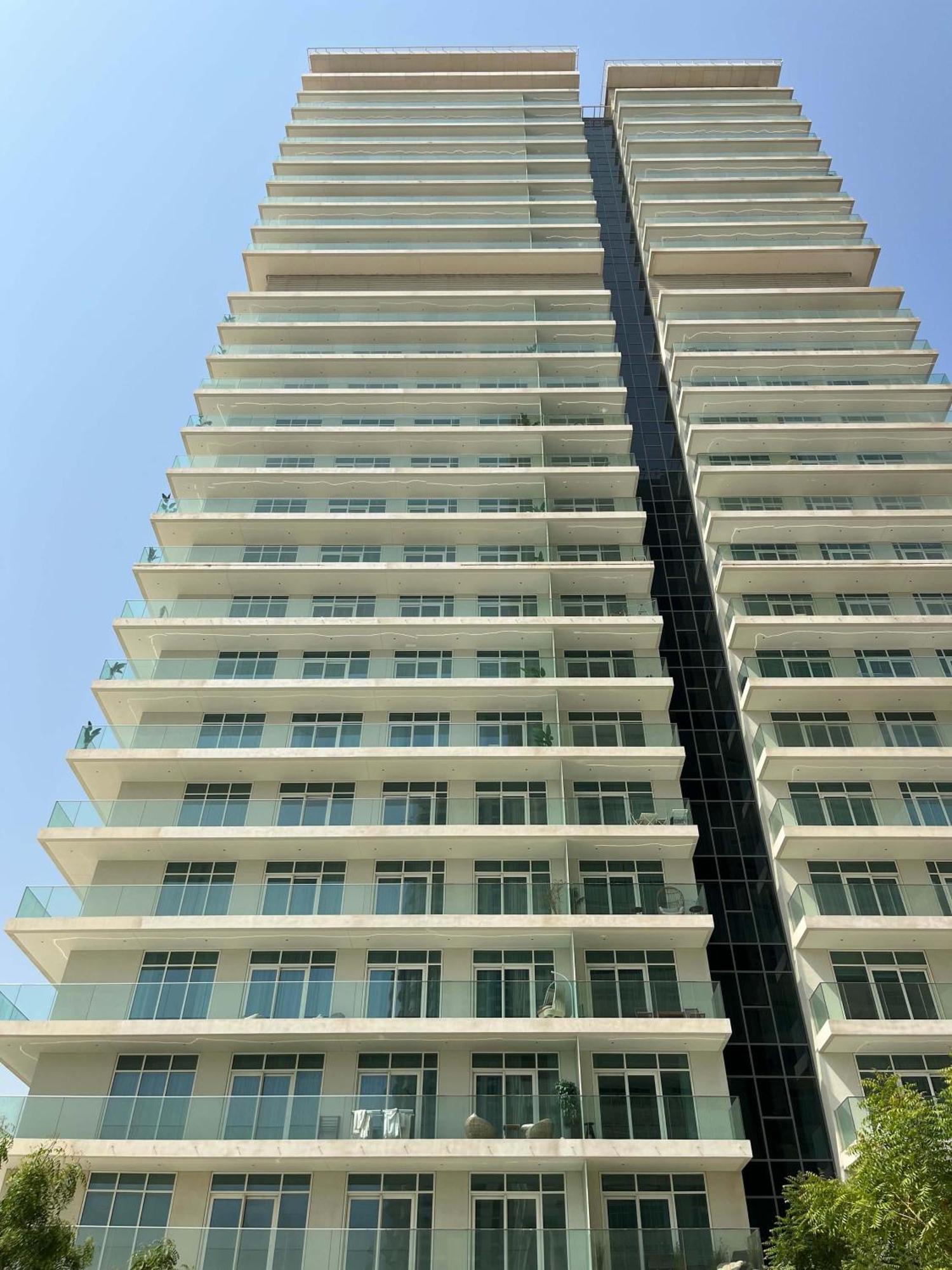 Silkhaus Palm View 1Bdr With Private Beach In Emaar Beachfront ดูไบ ภายนอก รูปภาพ